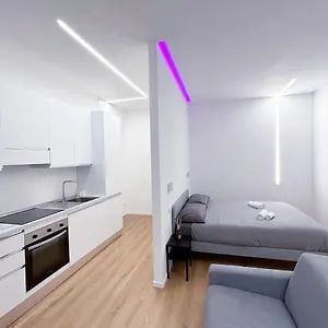 Duomo 15 Minuti - Led House , Milano Italia